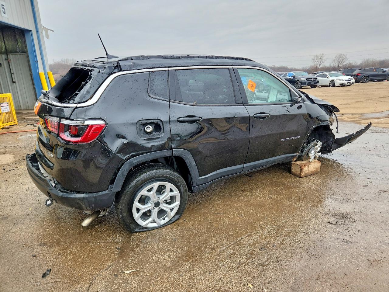 2025 JEEP COMPASS LATITUDE photo 3