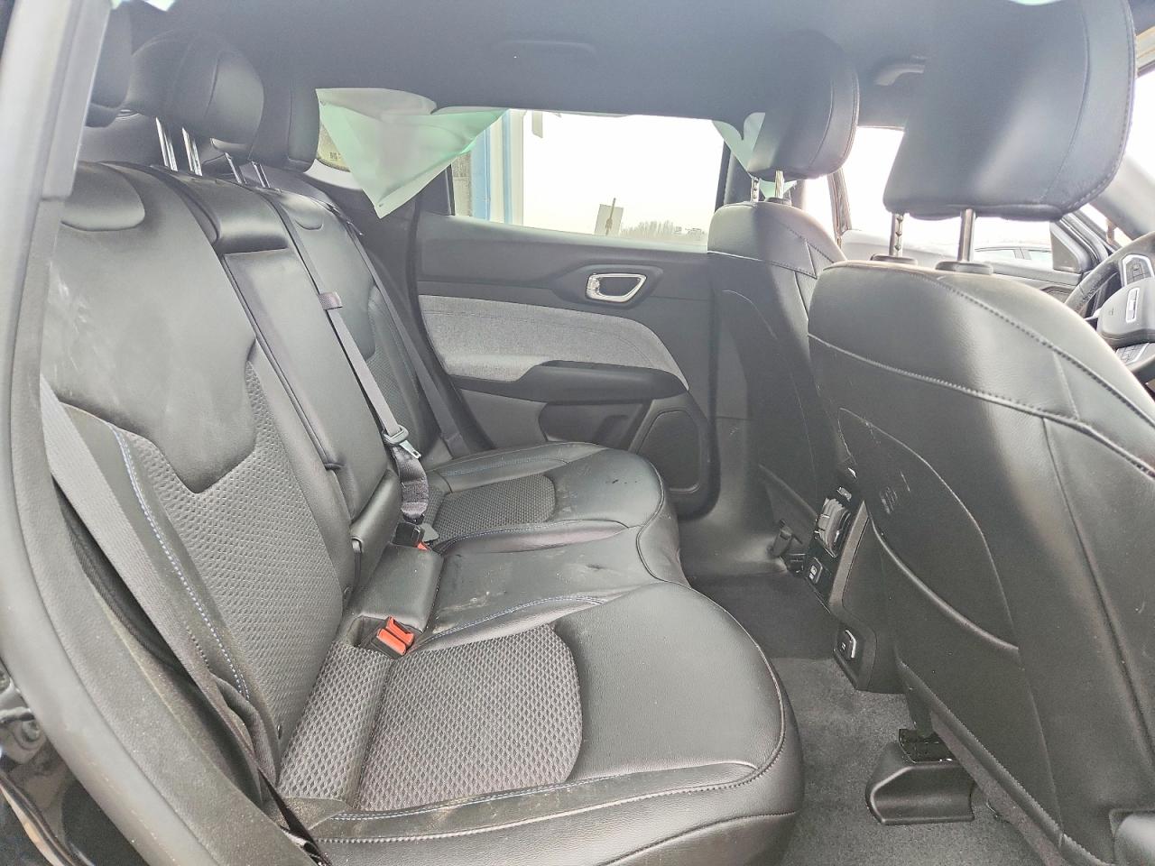 2025 JEEP COMPASS LATITUDE photo 11