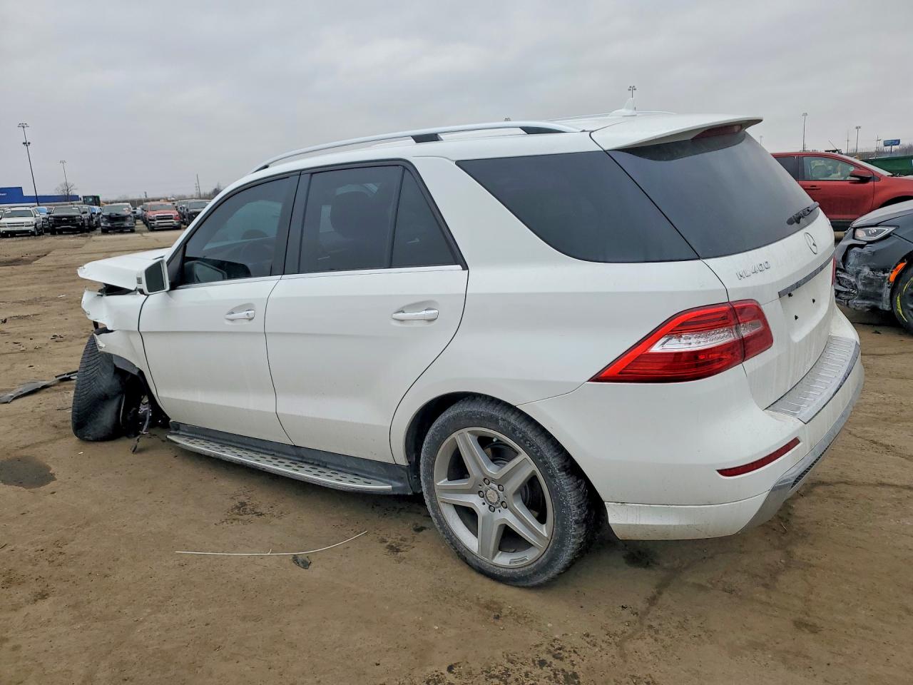 2015 MERCEDES-BENZ ML 400 4MATIC photo 4