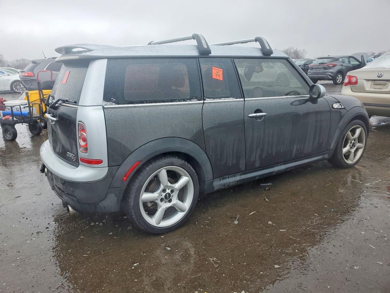 2011 MINI COOPER S CLUBMAN photo 5