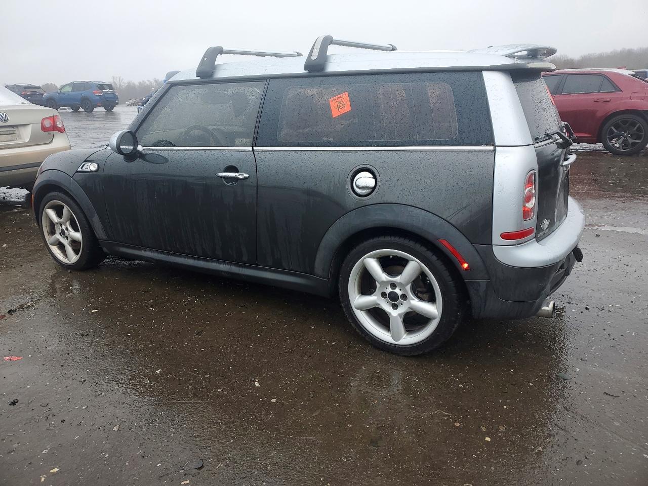 2011 MINI COOPER S CLUBMAN photo 3