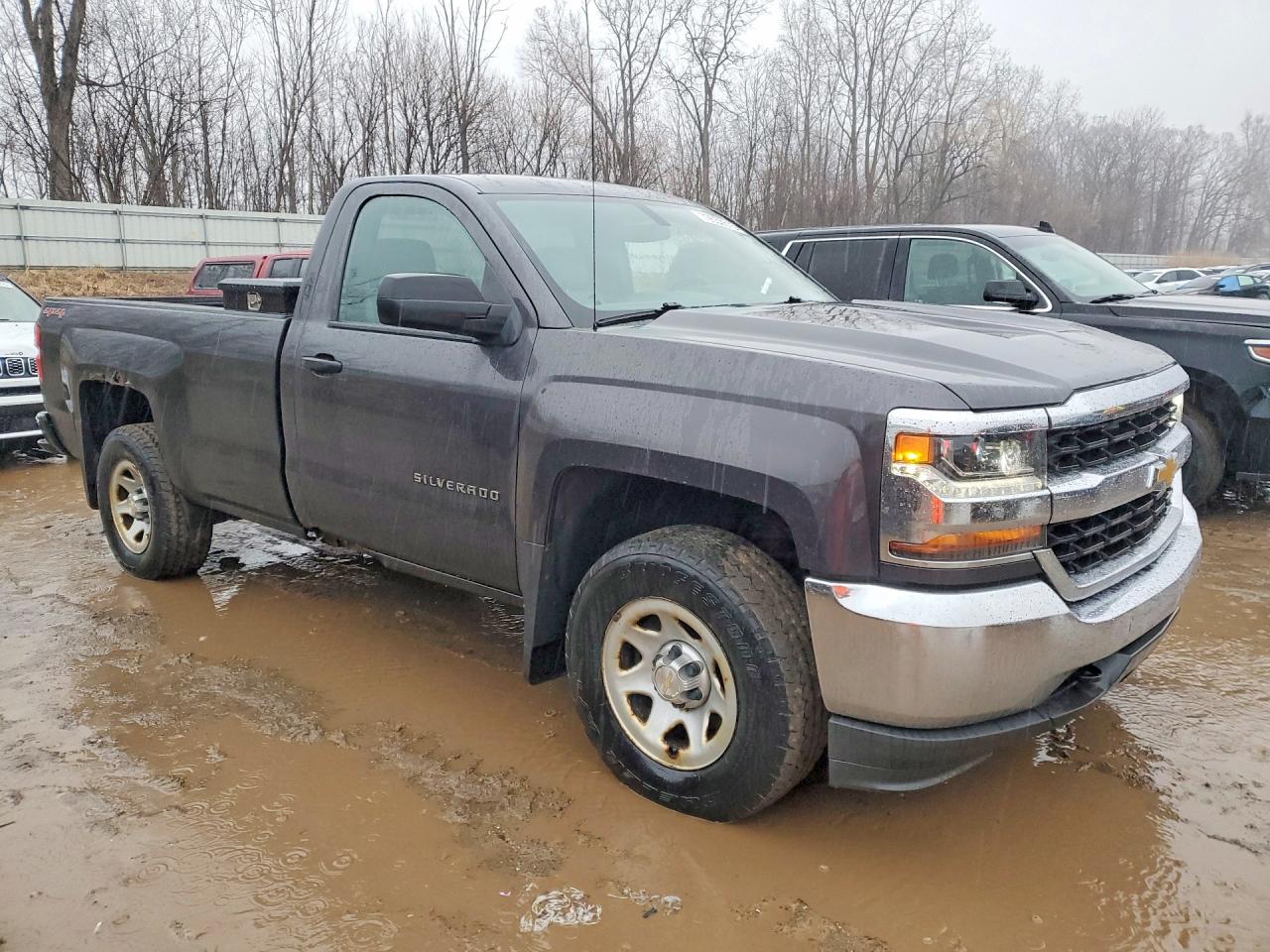 2016 CHEVROLET SILVERADO K1500 photo 4