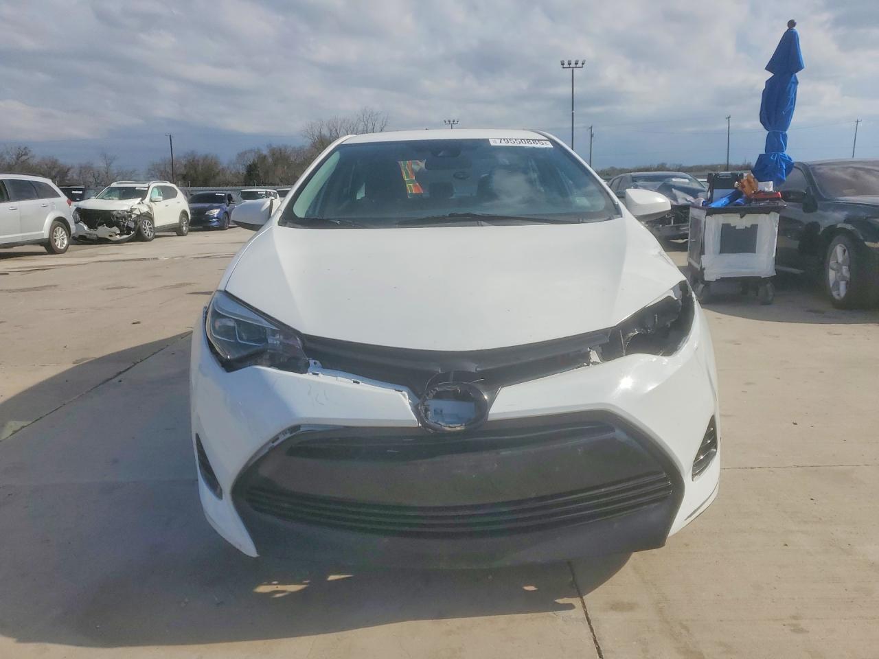 2017 TOYOTA COROLLA LE photo 9