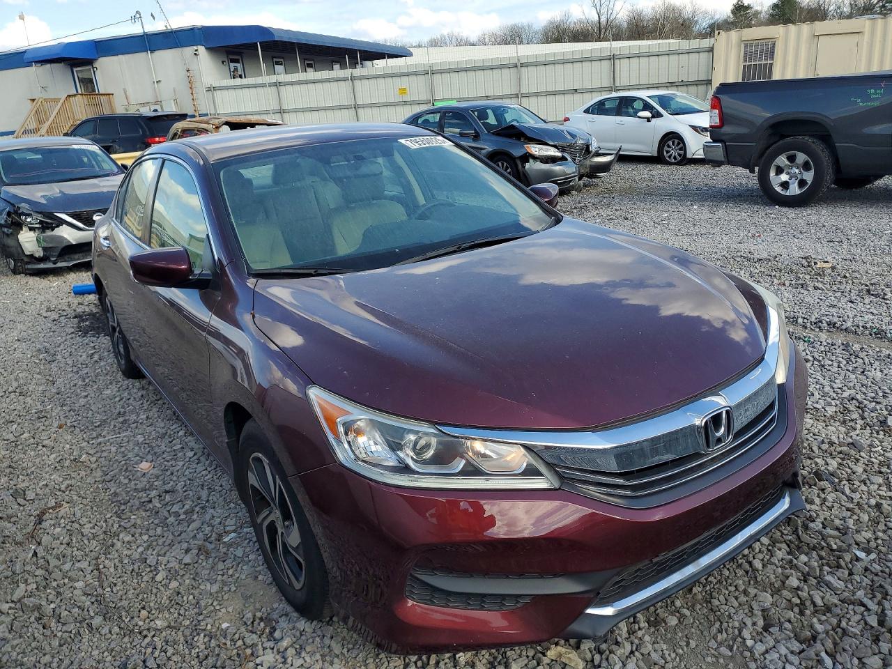2017 HONDA ACCORD LX photo 4