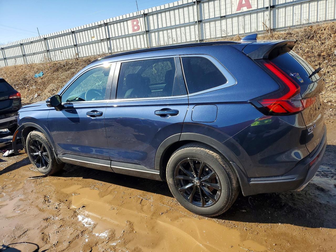 2025 HONDA CR-V SPORT-L photo 4