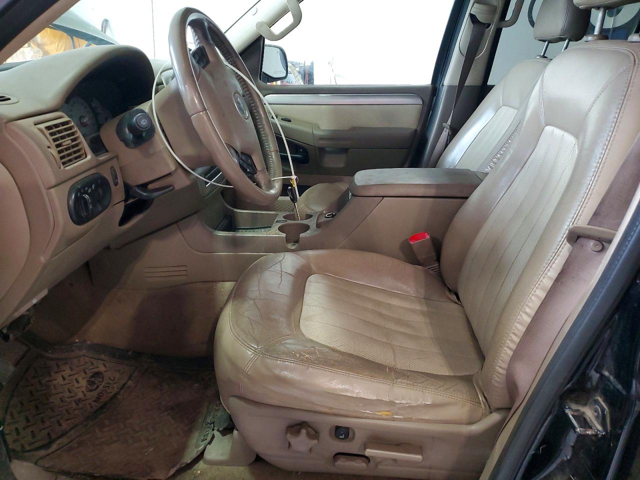 2004 MERCURY MOUNTAINEER photo 13