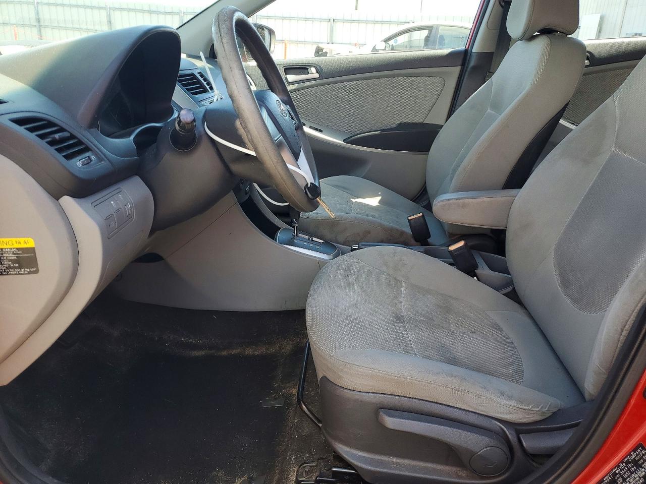 2014 HYUNDAI ACCENT GS photo 13
