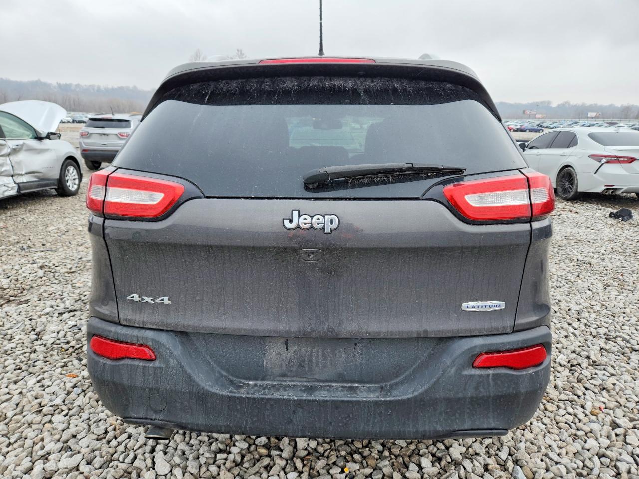 2017 JEEP CHEROKEE LATITUDE photo 11