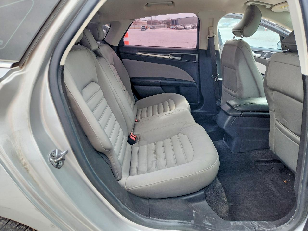 2015 FORD FUSION S photo 10