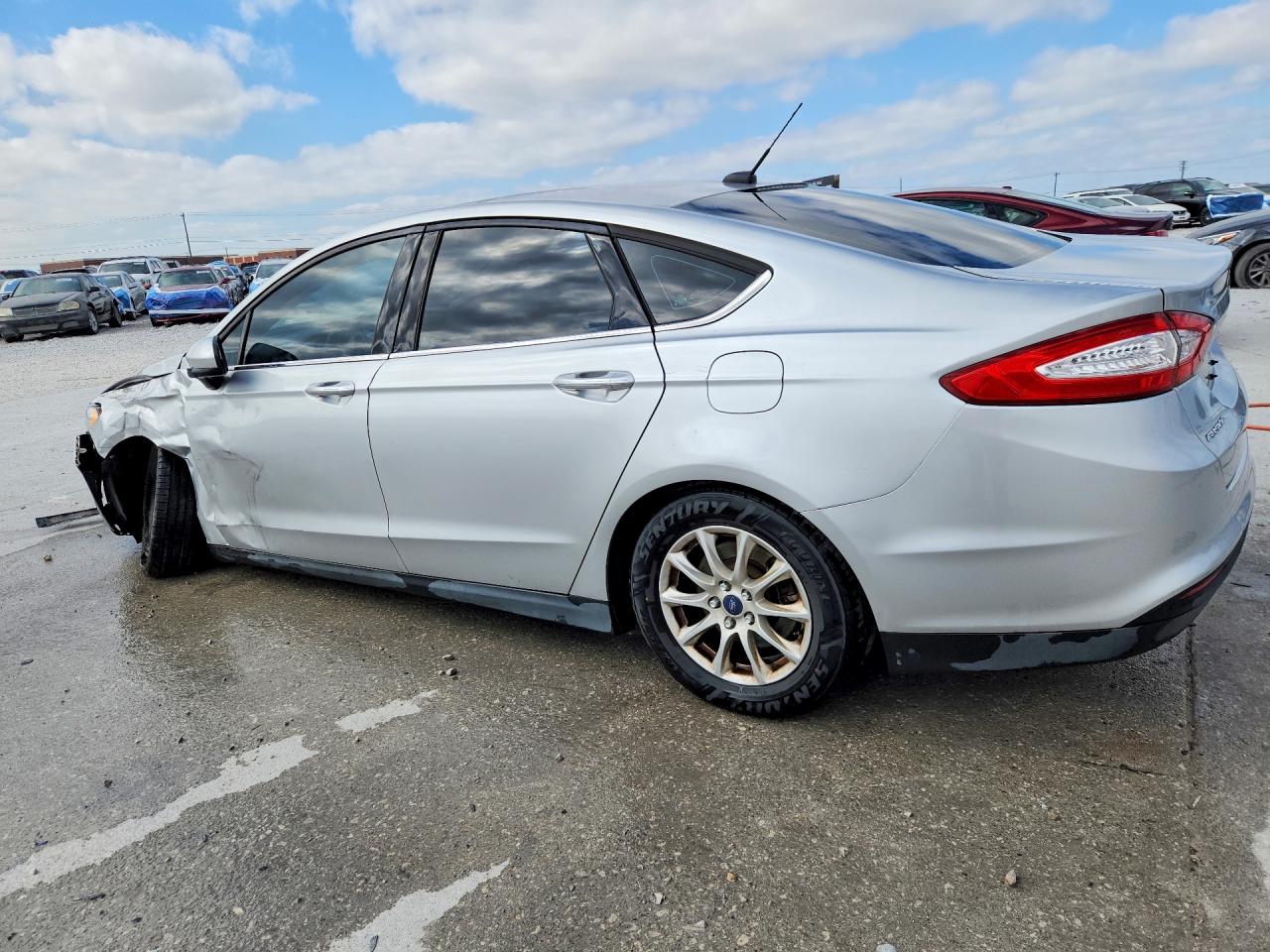 2015 FORD FUSION S photo 2
