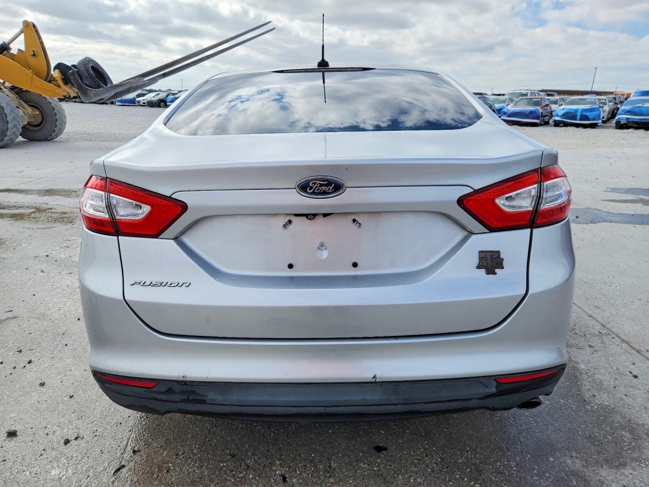 2015 FORD FUSION S photo 6