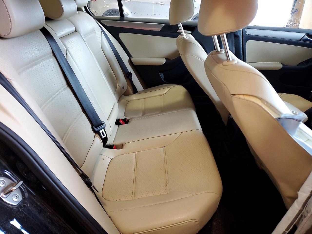 2017 VOLKSWAGEN JETTA SE photo 10