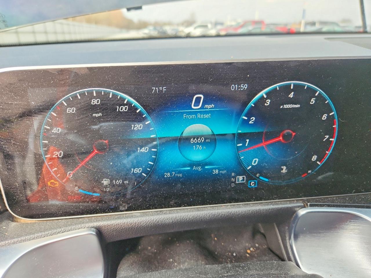 2021 MERCEDES-BENZ GLB 250 4MATIC photo 9