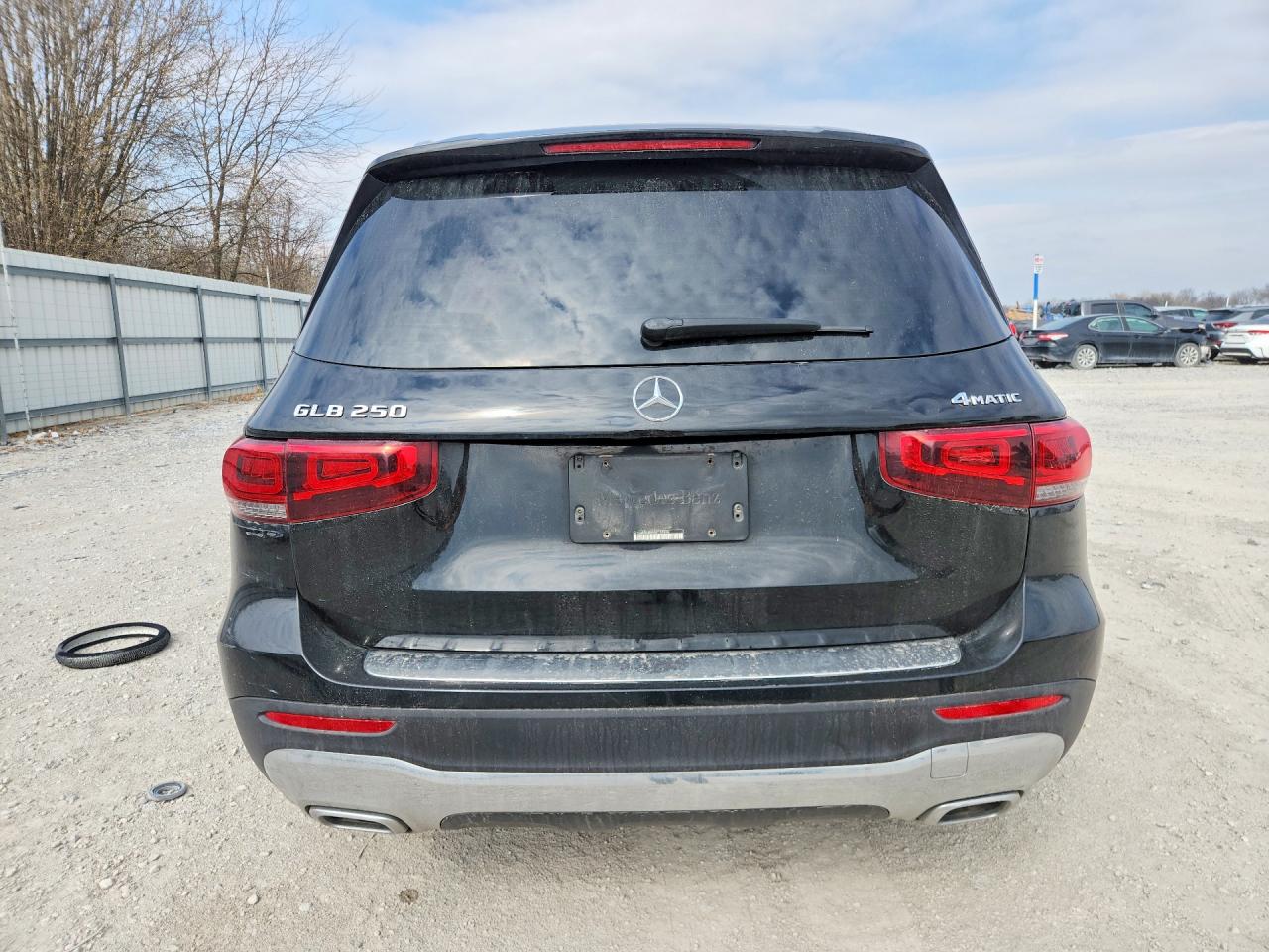 2021 MERCEDES-BENZ GLB 250 4MATIC photo 6