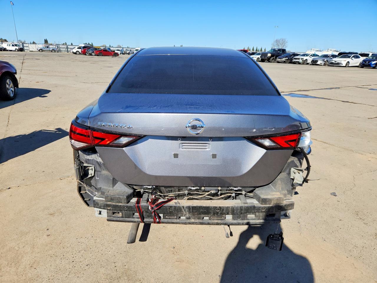 2022 NISSAN SENTRA S photo 16