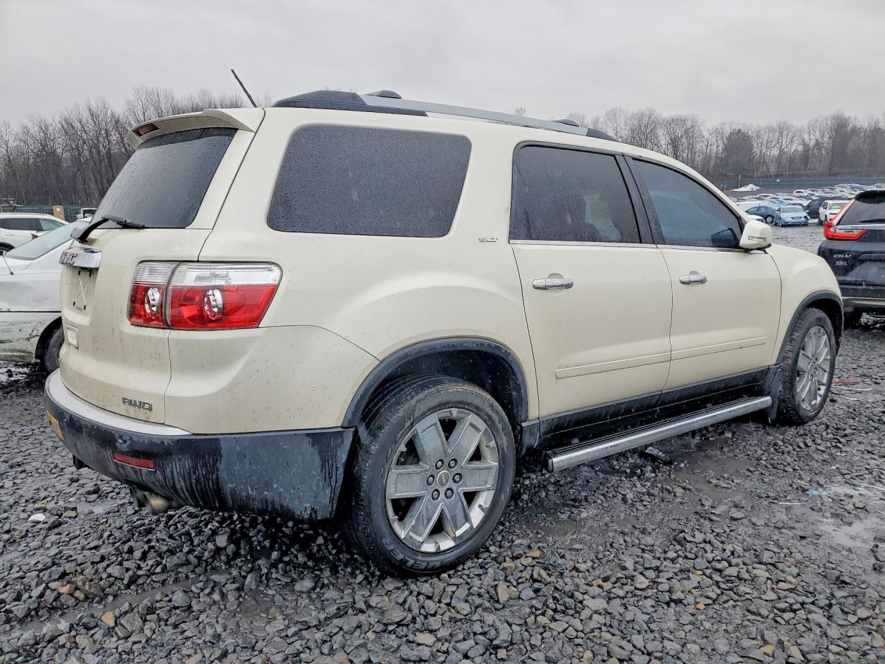 2010 GMC ACADIA SLT-1 photo 3