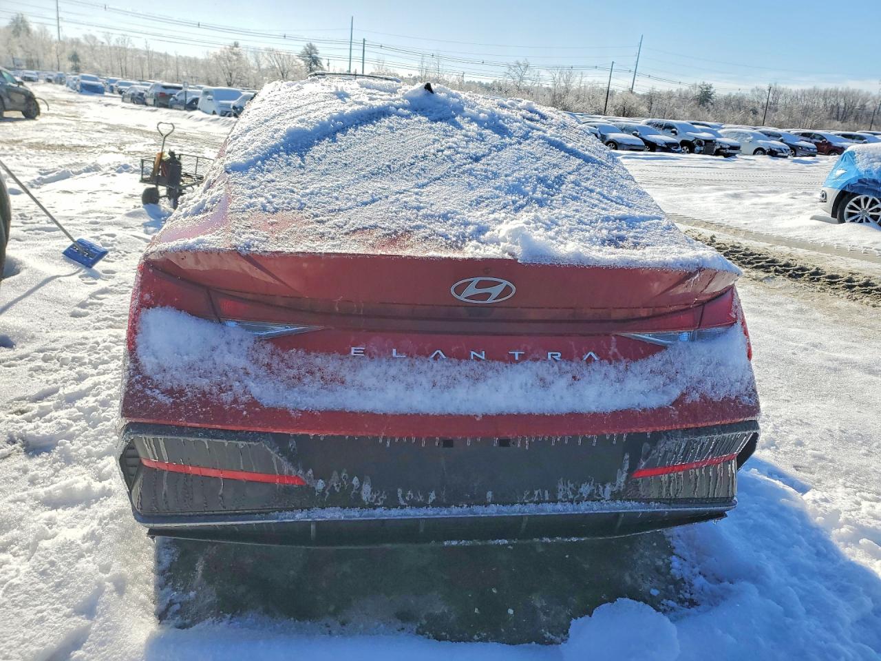 2024 HYUNDAI ELANTRA SE photo 16
