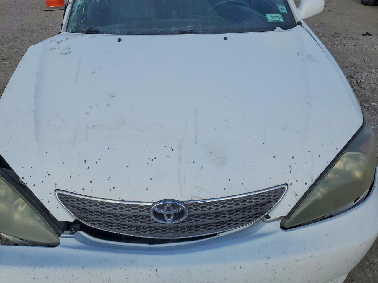 2004 TOYOTA CAMRY SE V6 photo 21