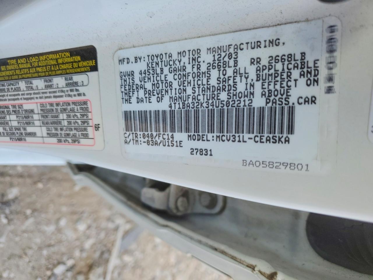 2004 TOYOTA CAMRY SE V6 photo 23
