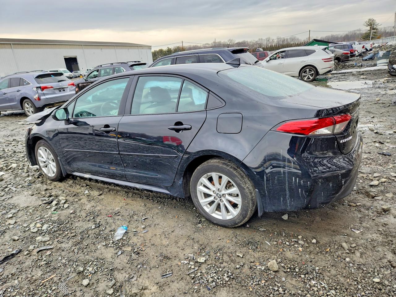2024 TOYOTA COROLLA LE photo 4