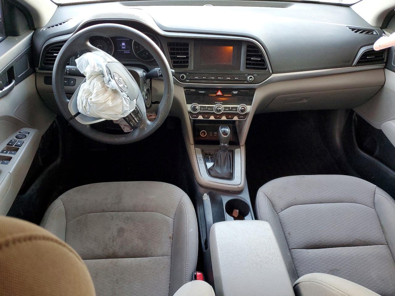 2020 HYUNDAI ELANTRA SE photo 22