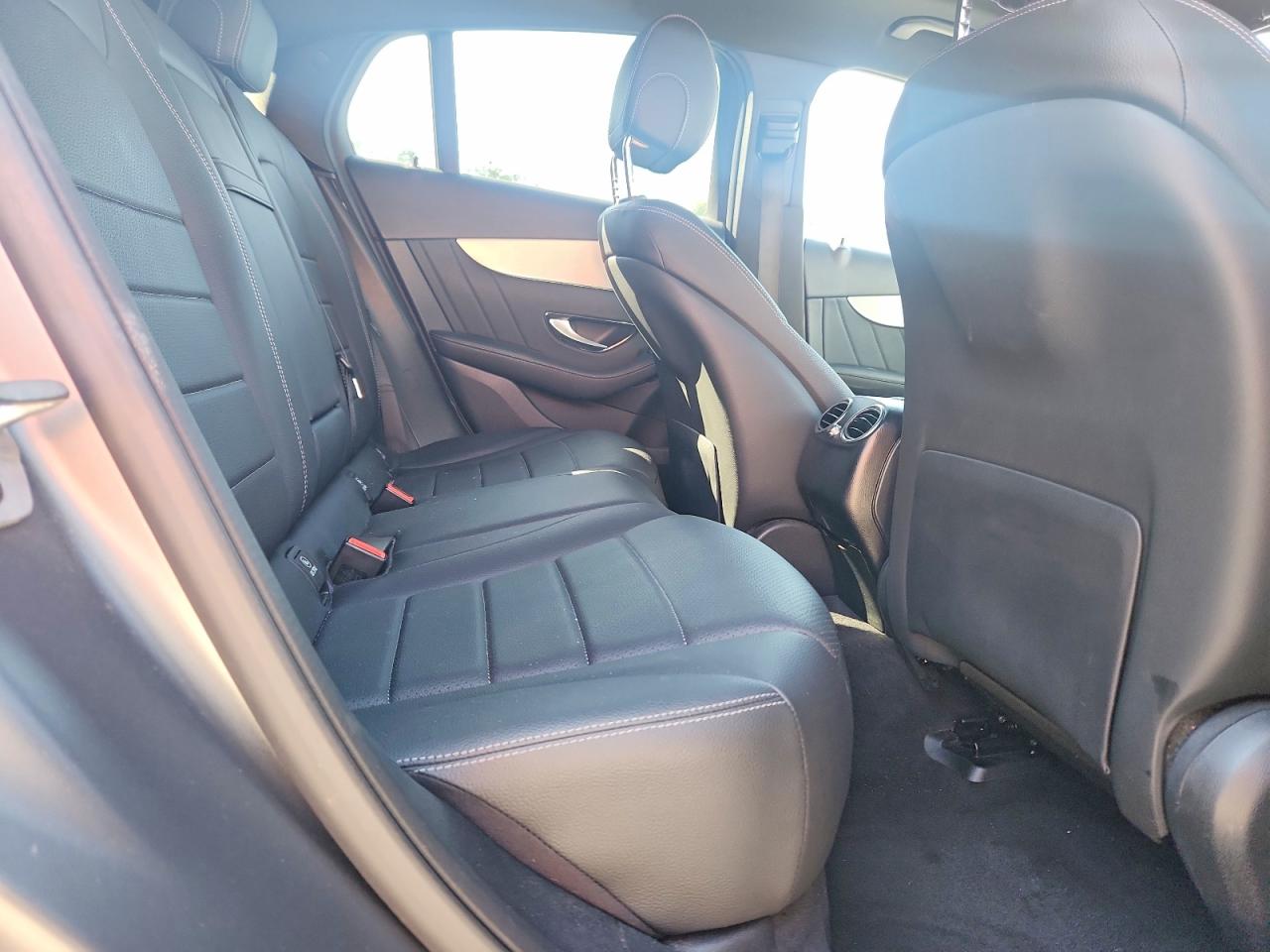 2021 MERCEDES-BENZ GLC COUPE 300 4MATIC photo 11