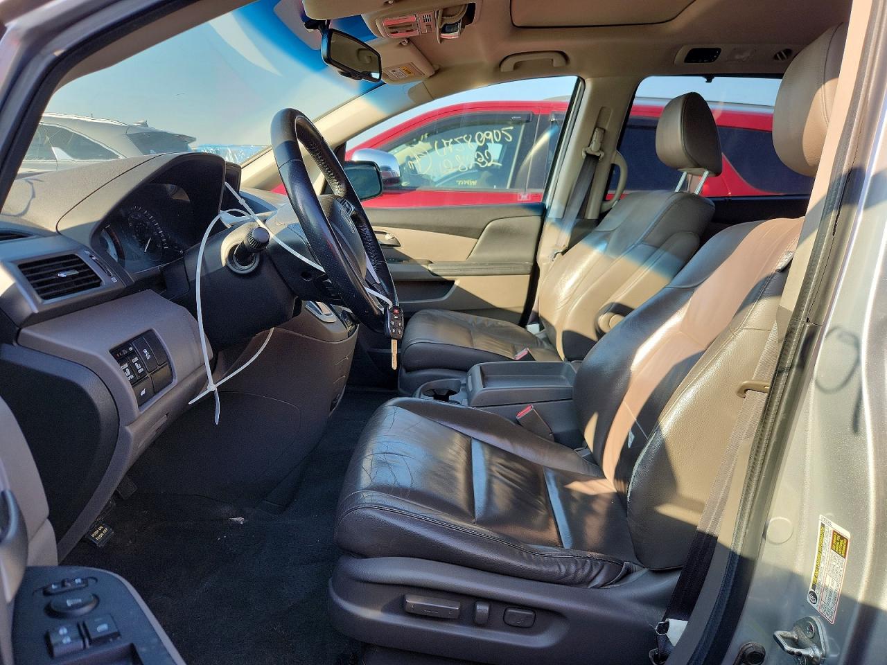 2012 HONDA ODYSSEY EXL photo 7