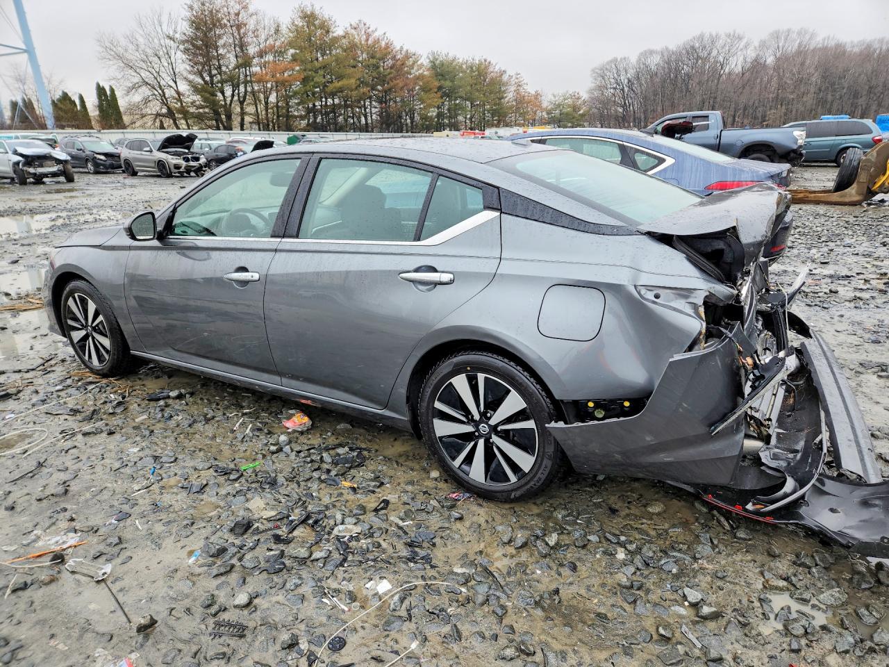 2019 NISSAN ALTIMA 2.5 SV photo 3