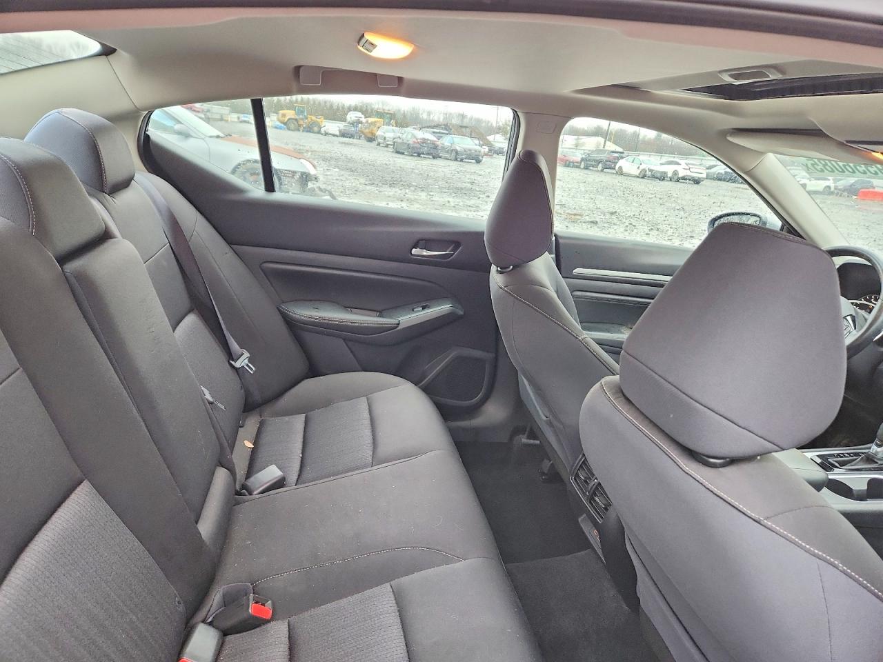 2019 NISSAN ALTIMA 2.5 SV photo 19