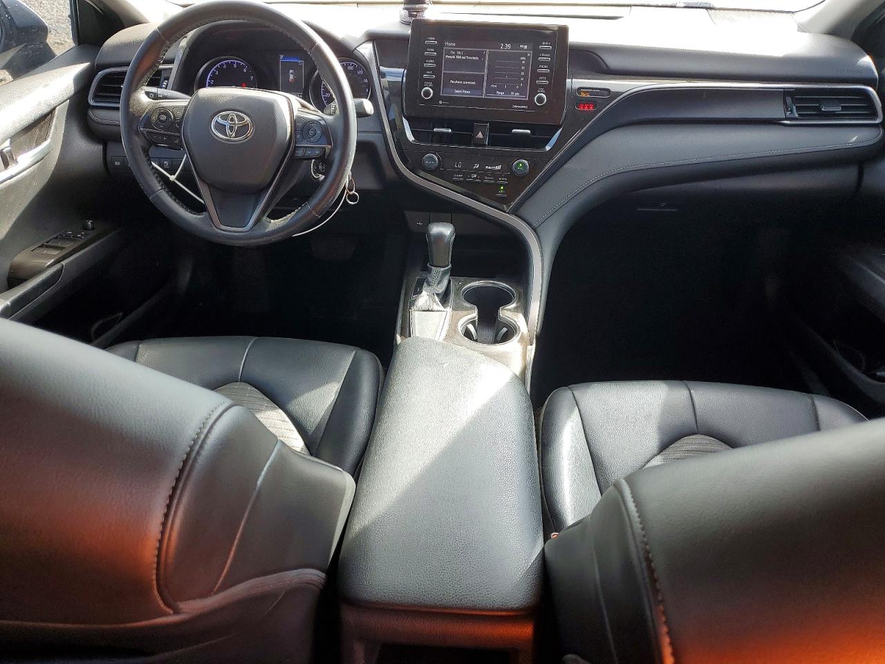 2021 TOYOTA CAMRY SE photo 8