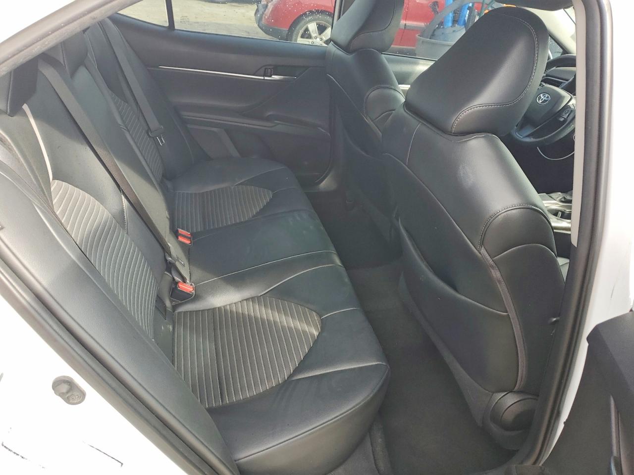 2021 TOYOTA CAMRY SE photo 10