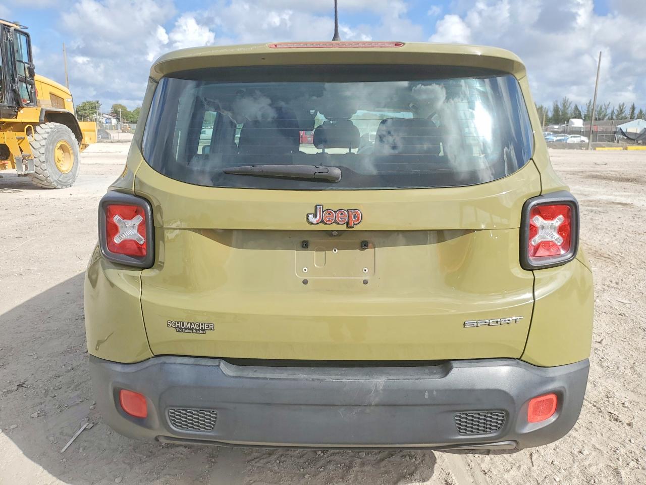 2015 JEEP RENEGADE SPORT photo 6