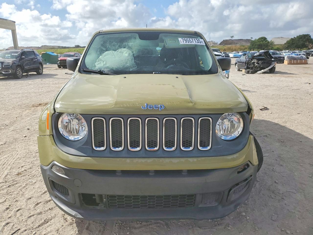 2015 JEEP RENEGADE SPORT photo 5