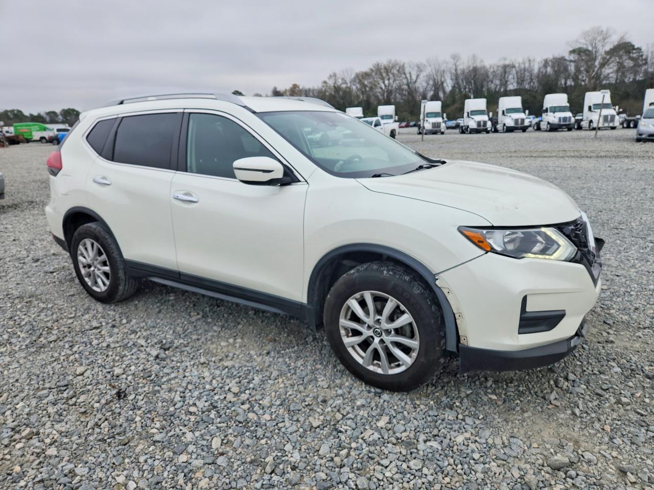2020 NISSAN ROGUE SV photo 7