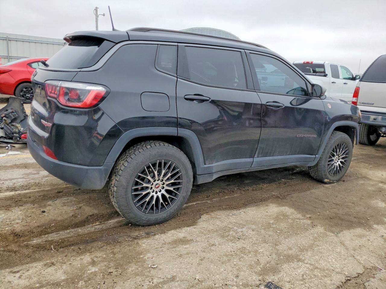 2017 JEEP COMPASS TRAILHAWK photo 7