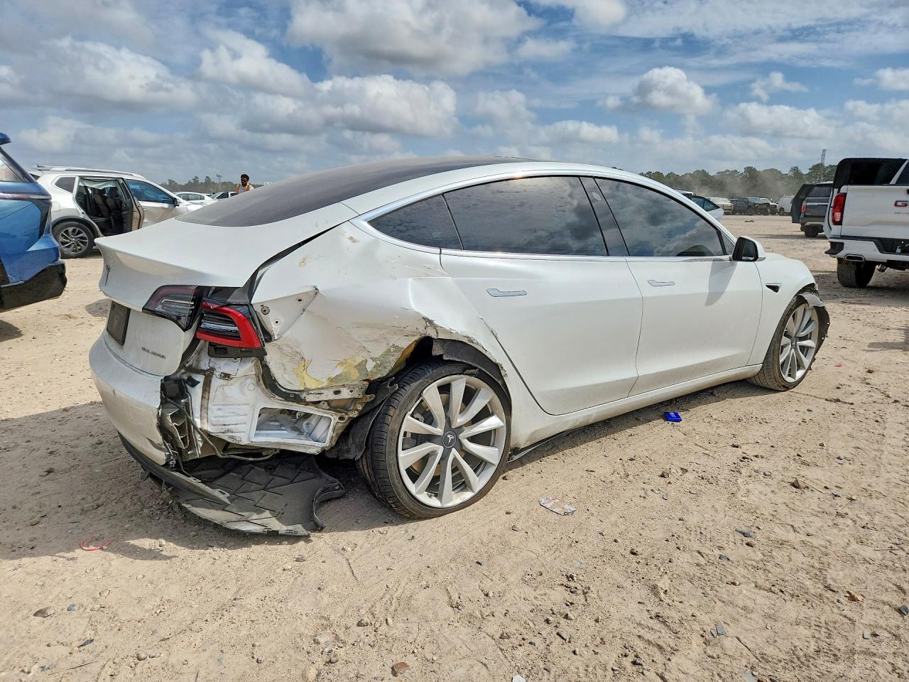 2019 TESLA MODEL 3 photo 3