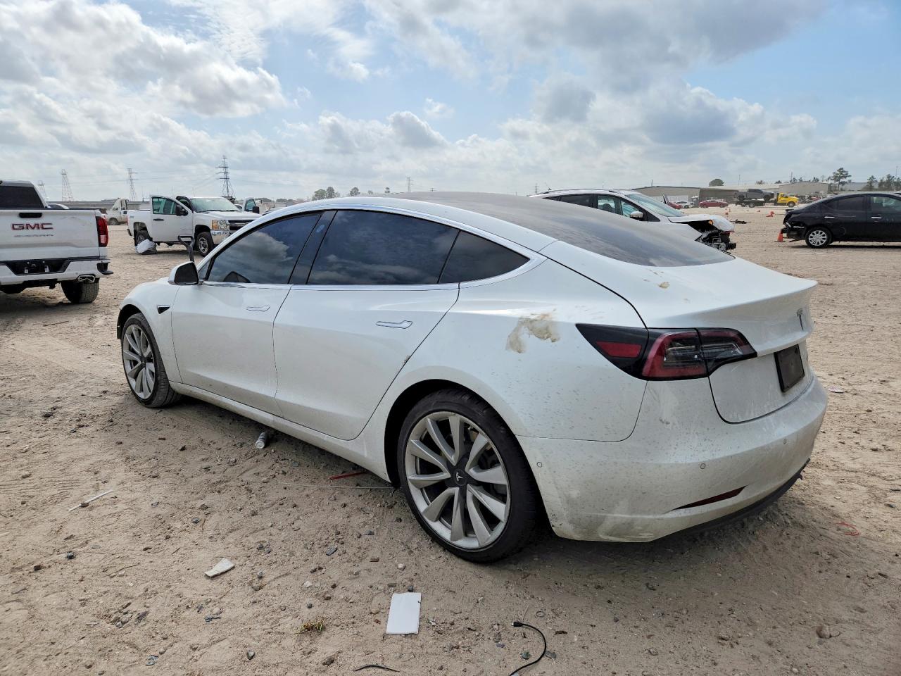 2019 TESLA MODEL 3 photo 2