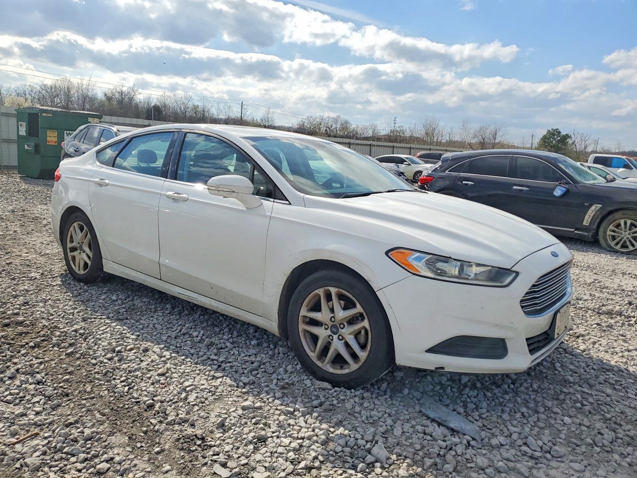 2014 FORD FUSION photo 7