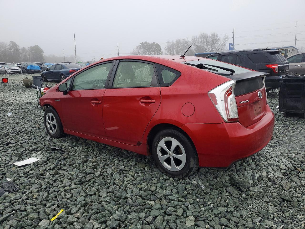 2013 TOYOTA PRIUS TWO photo 3