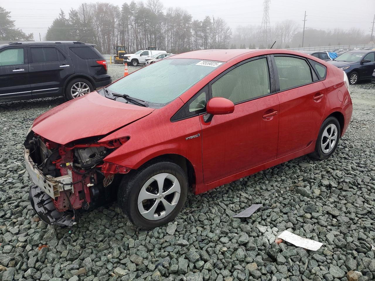 2013 TOYOTA PRIUS