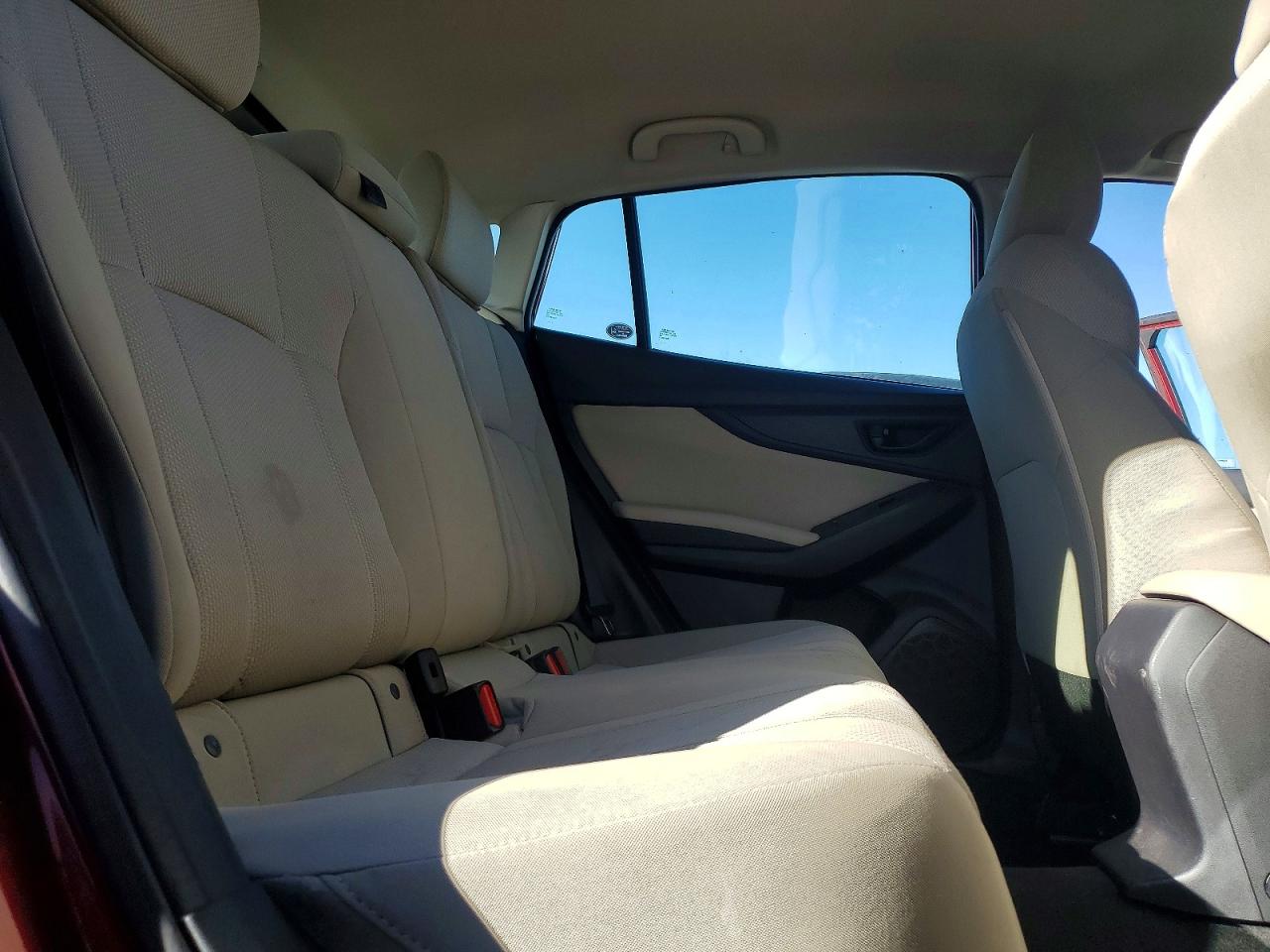 2019 SUBARU IMPREZA photo 31