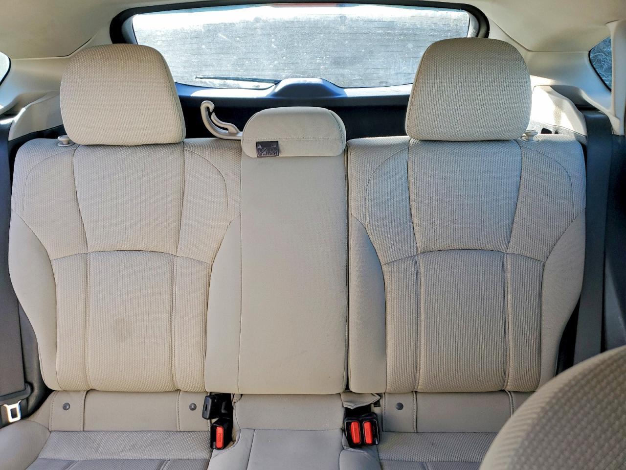 2019 SUBARU IMPREZA photo 28