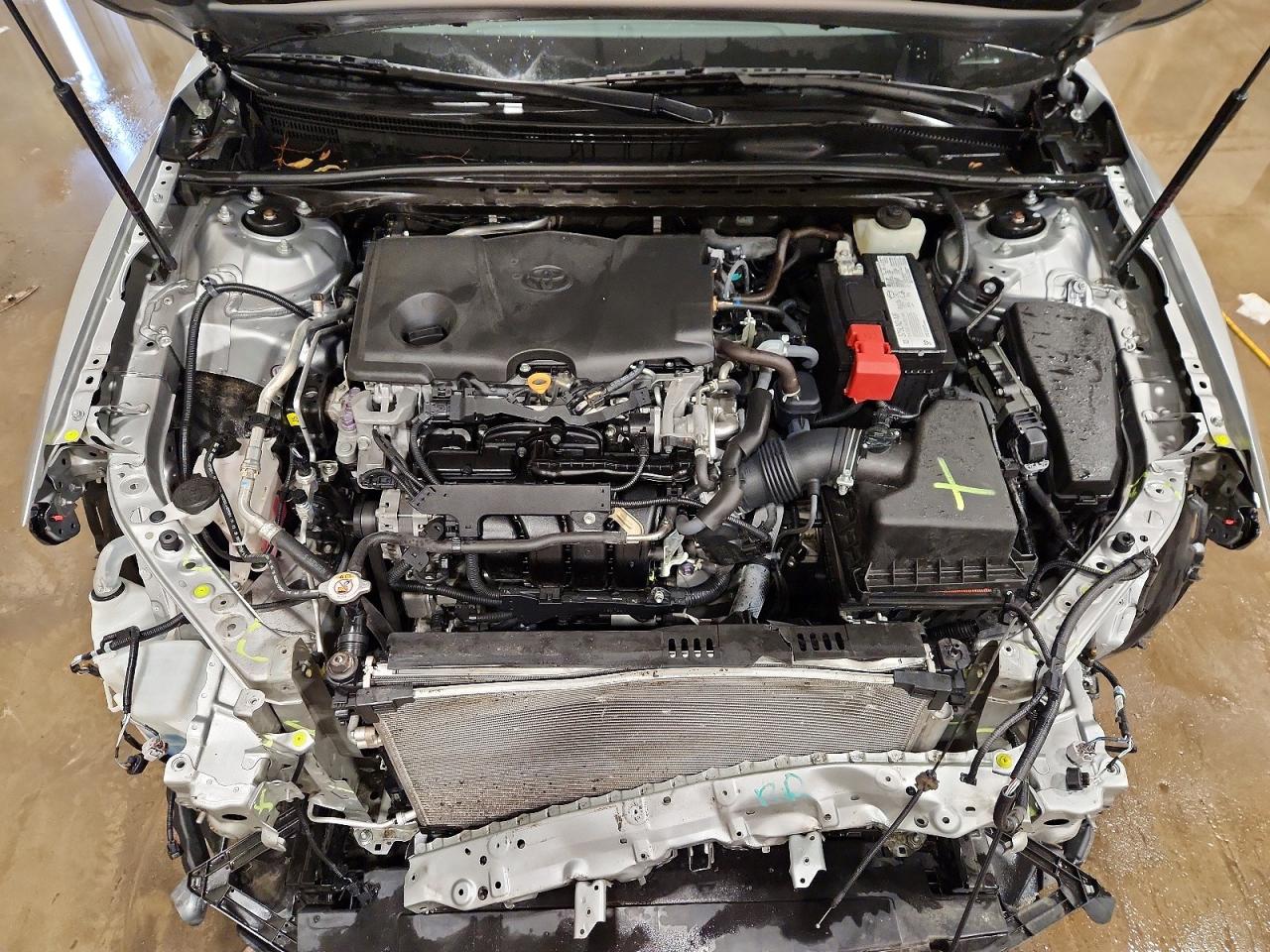 2020 TOYOTA CAMRY LE photo 11