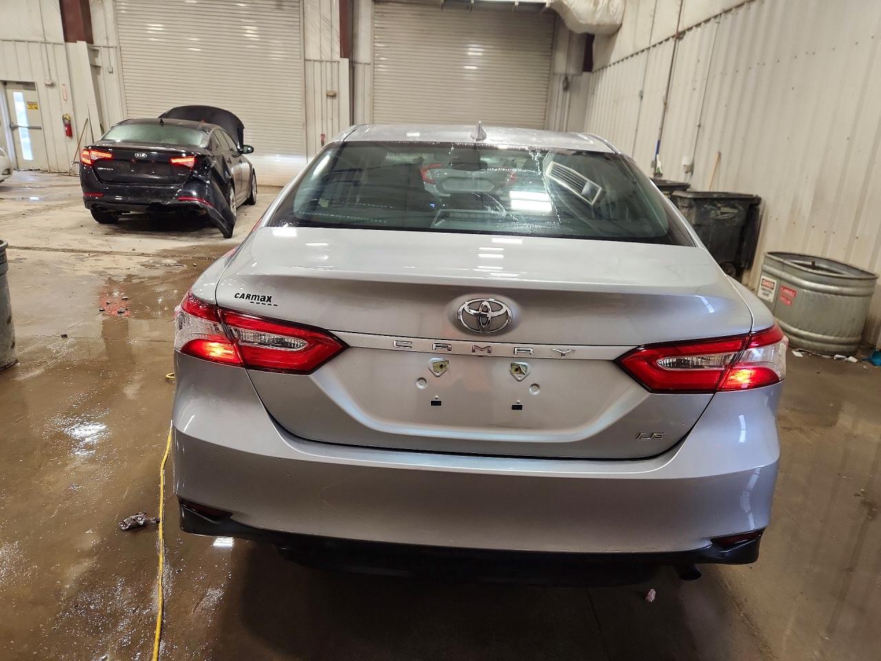 2020 TOYOTA CAMRY LE photo 6