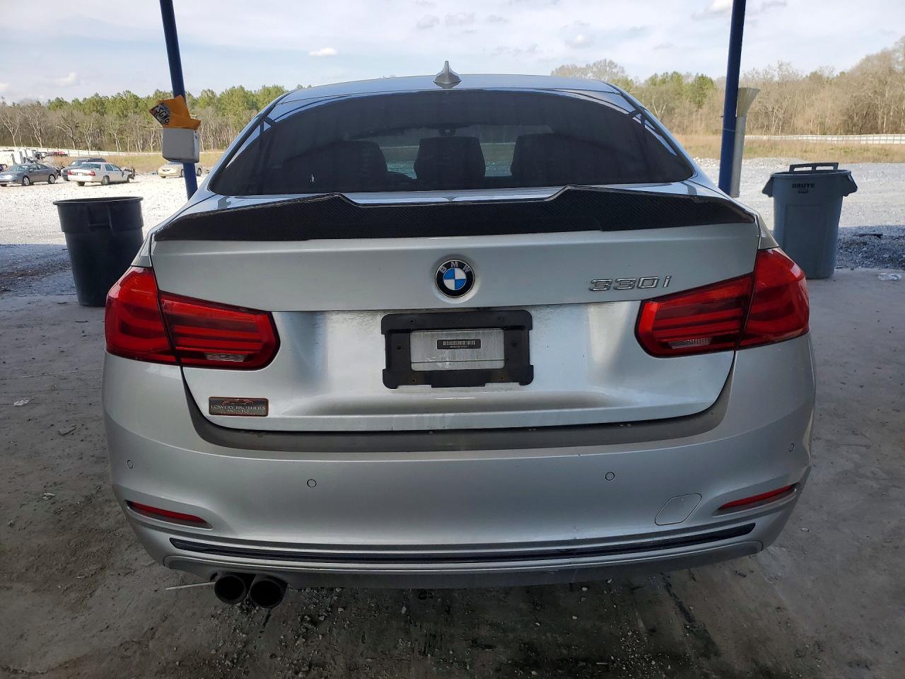 2017 BMW 330 I photo 11