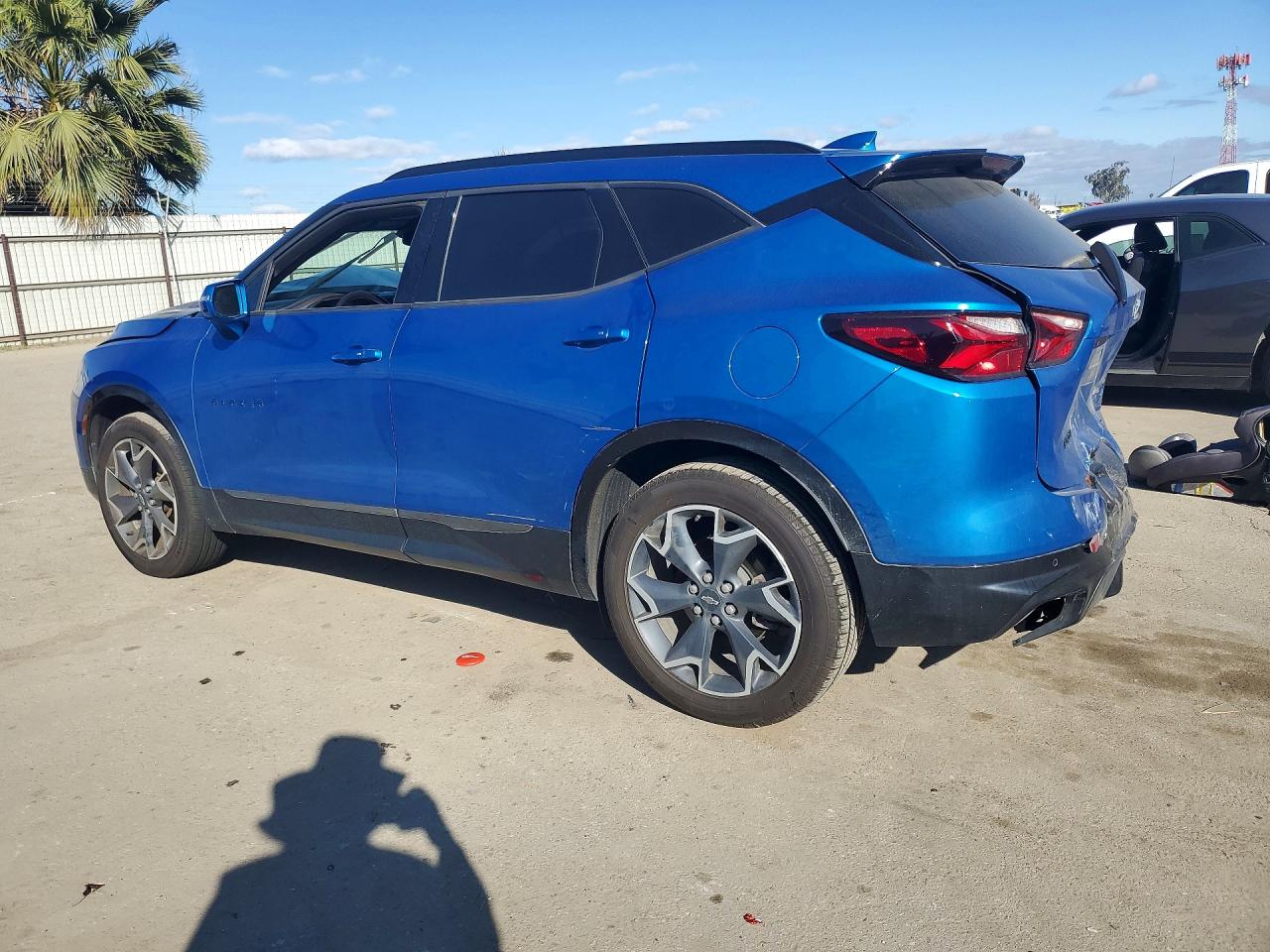 2020 CHEVROLET BLAZER RS photo 2