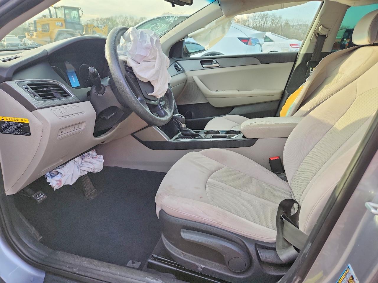 2017 HYUNDAI SONATA SE photo 7