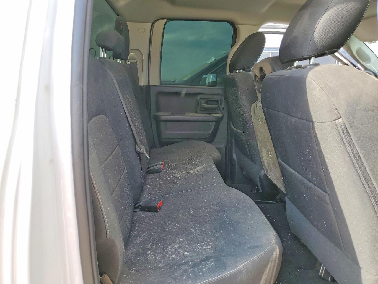 2022 RAM 1500 CLASSIC TRADESMAN photo 19