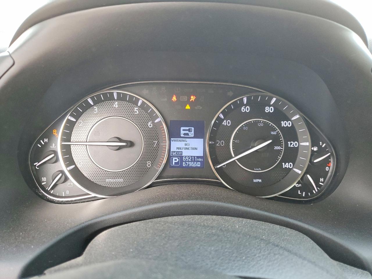 2019 NISSAN ARMADA SL photo 9