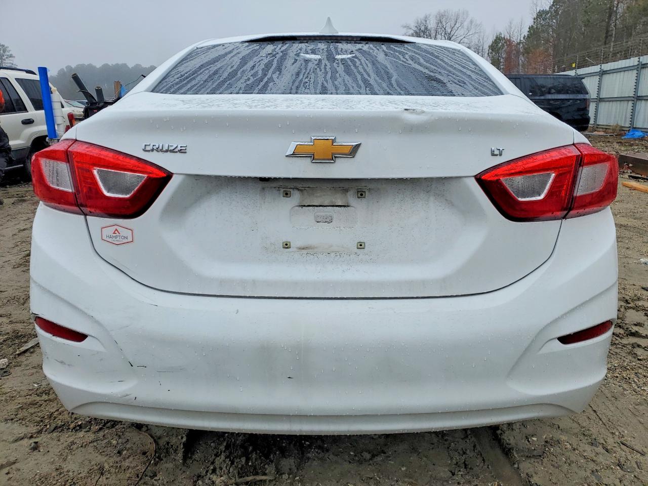 2019 CHEVROLET CRUZE LT photo 11